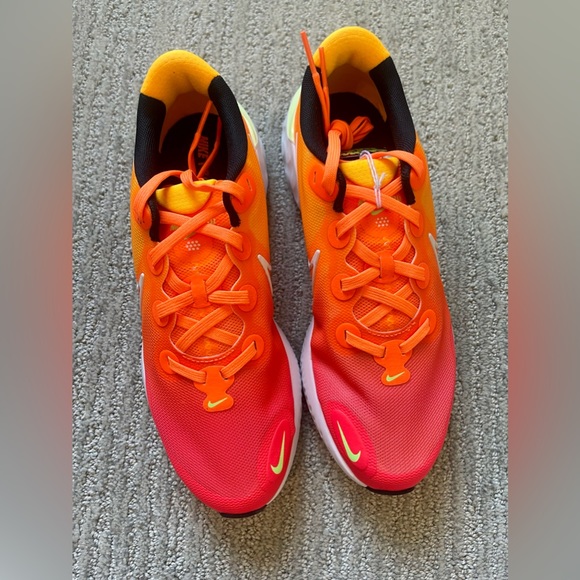 NIB Nike renew run D2N sz 7Y - Picture 7 of 8